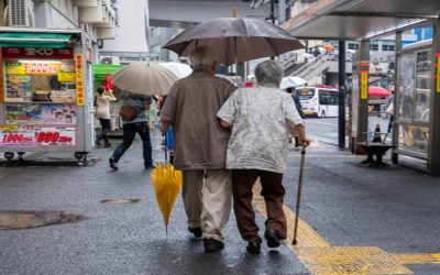 老人顧老人 日本養老院聘84歲高齡嬤