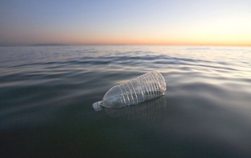 海洋塑料比魚多 呈現七比一狀態